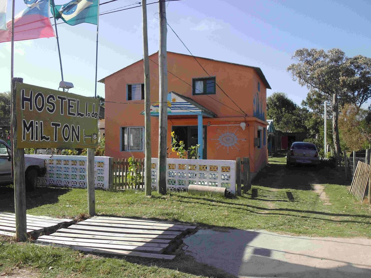 Hostel Lo De Milton Barra de Valizas Εξωτερικό φωτογραφία